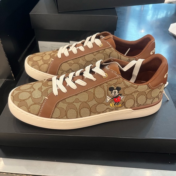 NWT Coach Outlet Disney X Coach Clip Low Top Sneaker Mickey Mouse men’s - Picture 2 of 10